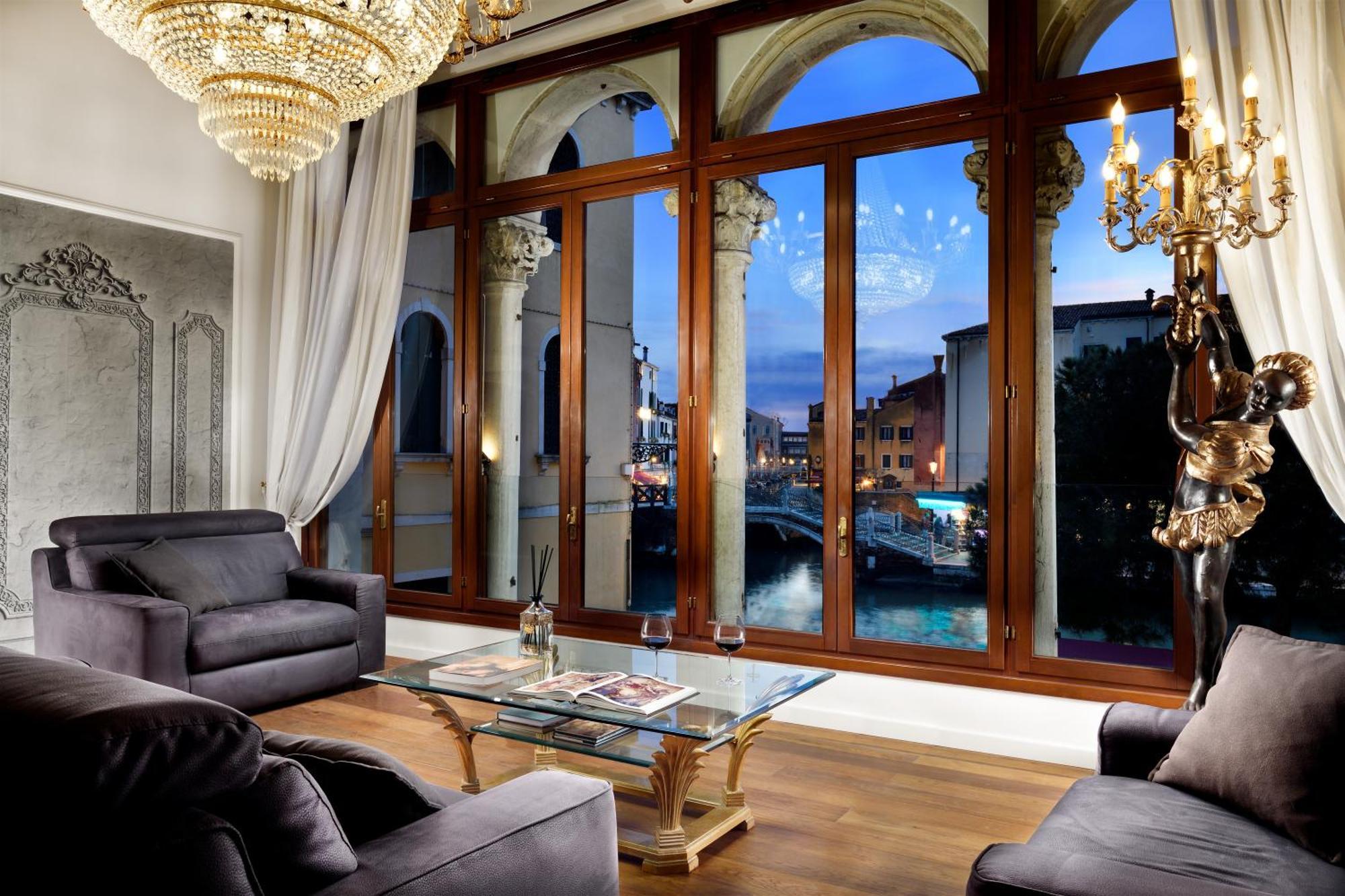 Swan Dolcevita Prestige Stay - Canal View & Exclusive Experience 베니스 외부 사진